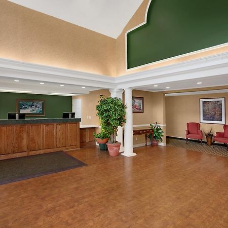 Comfort Inn Мартінсвілл Екстер'єр фото