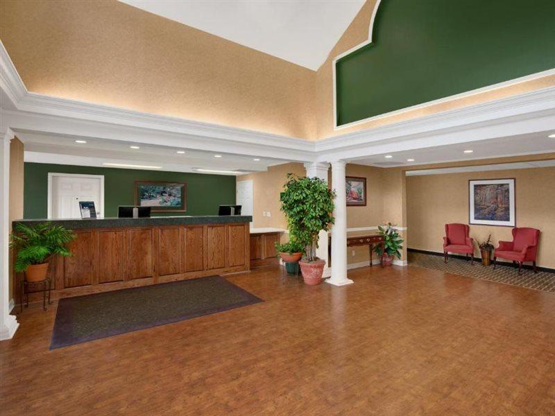 Comfort Inn Мартінсвілл Екстер'єр фото