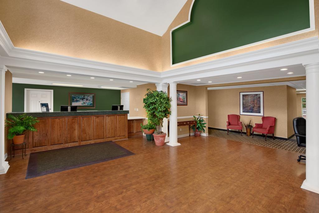 Comfort Inn Мартінсвілл Екстер'єр фото
